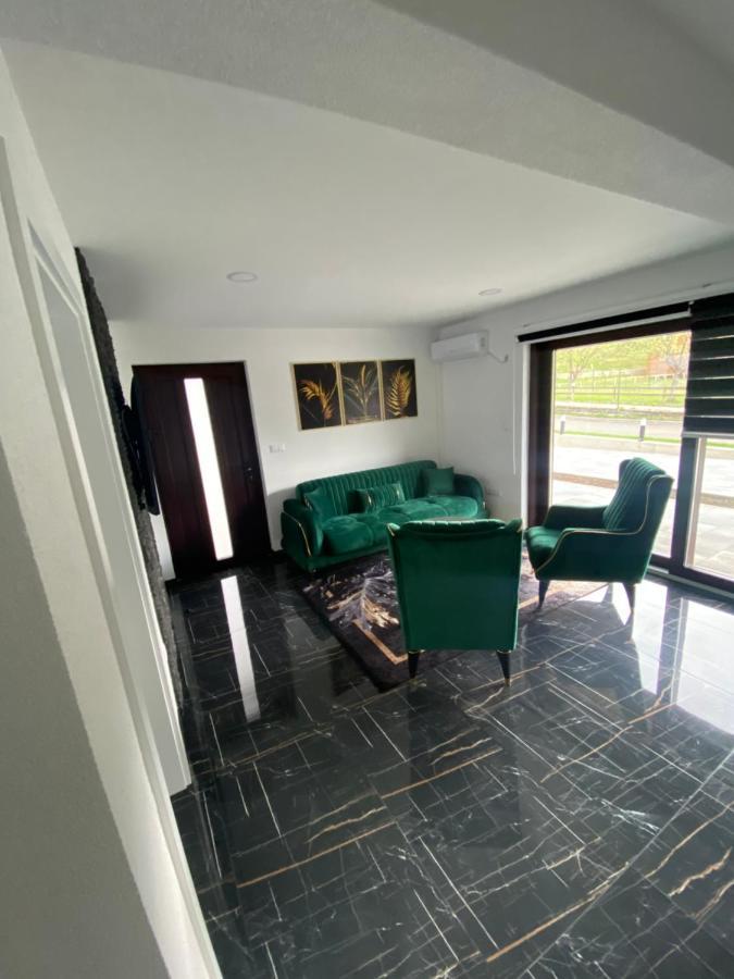 Holiday Houses Green Queen Bihać Zewnętrze zdjęcie