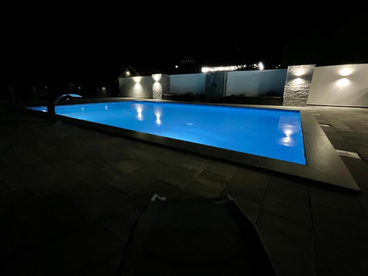 Holiday Houses Green Queen Bihać Zewnętrze zdjęcie