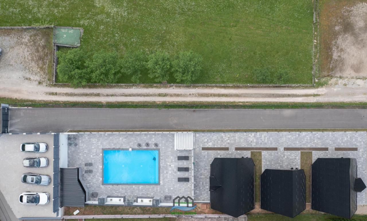 Holiday Houses Green Queen Bihać Zewnętrze zdjęcie